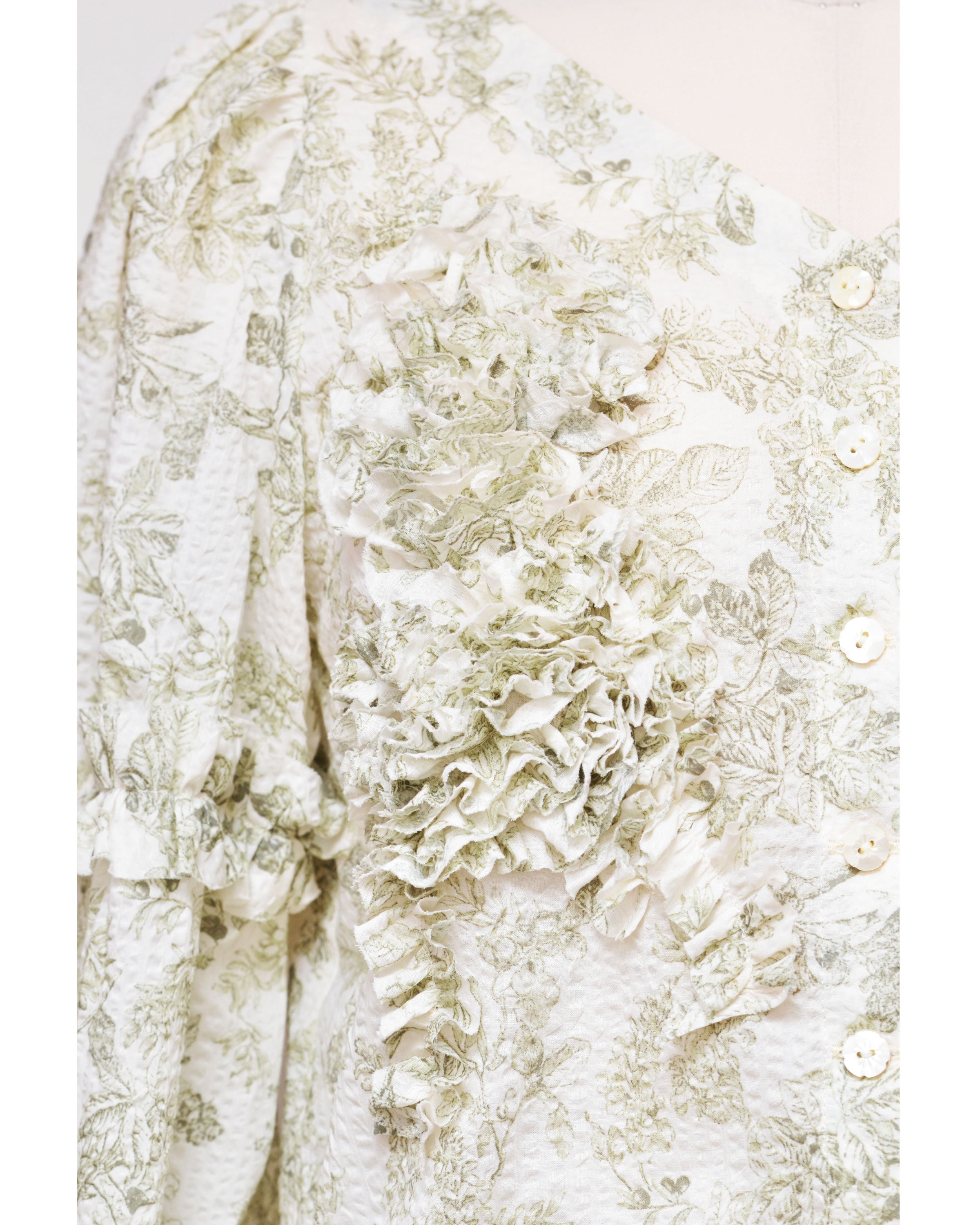 [チクチクしなくてかわいい服] 浪漫ブラウス（オフ）