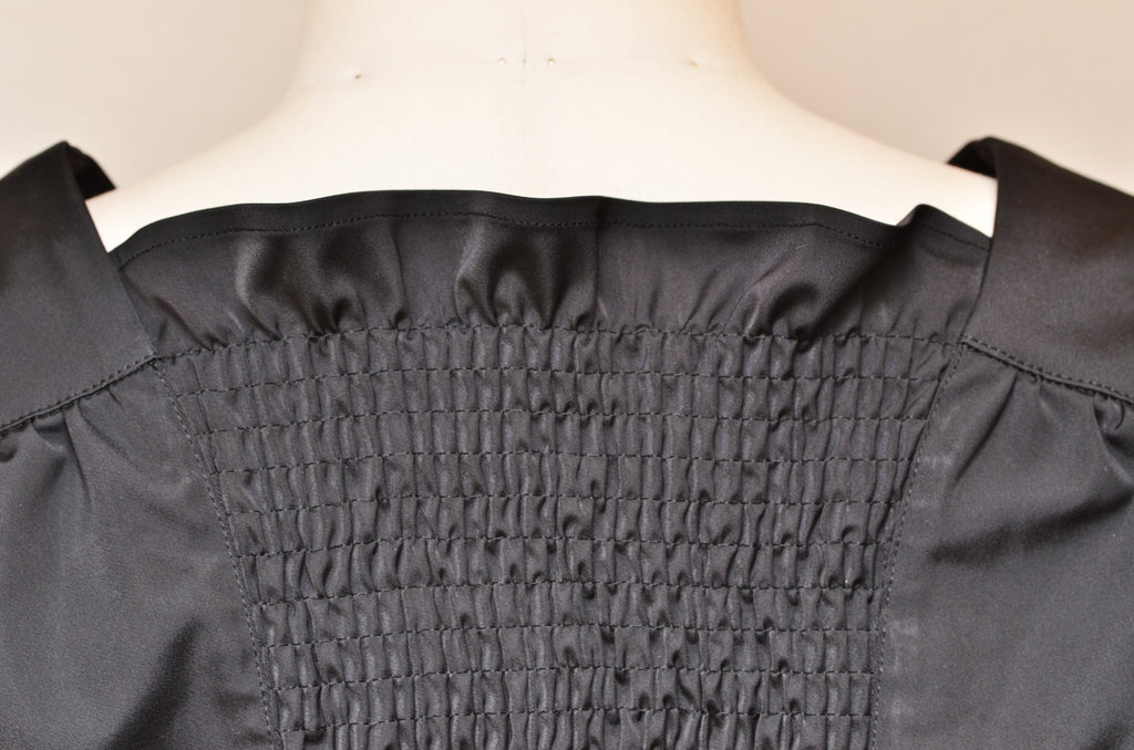 [Made to Order] [Washable] Frill Motif Double Satin Blouson