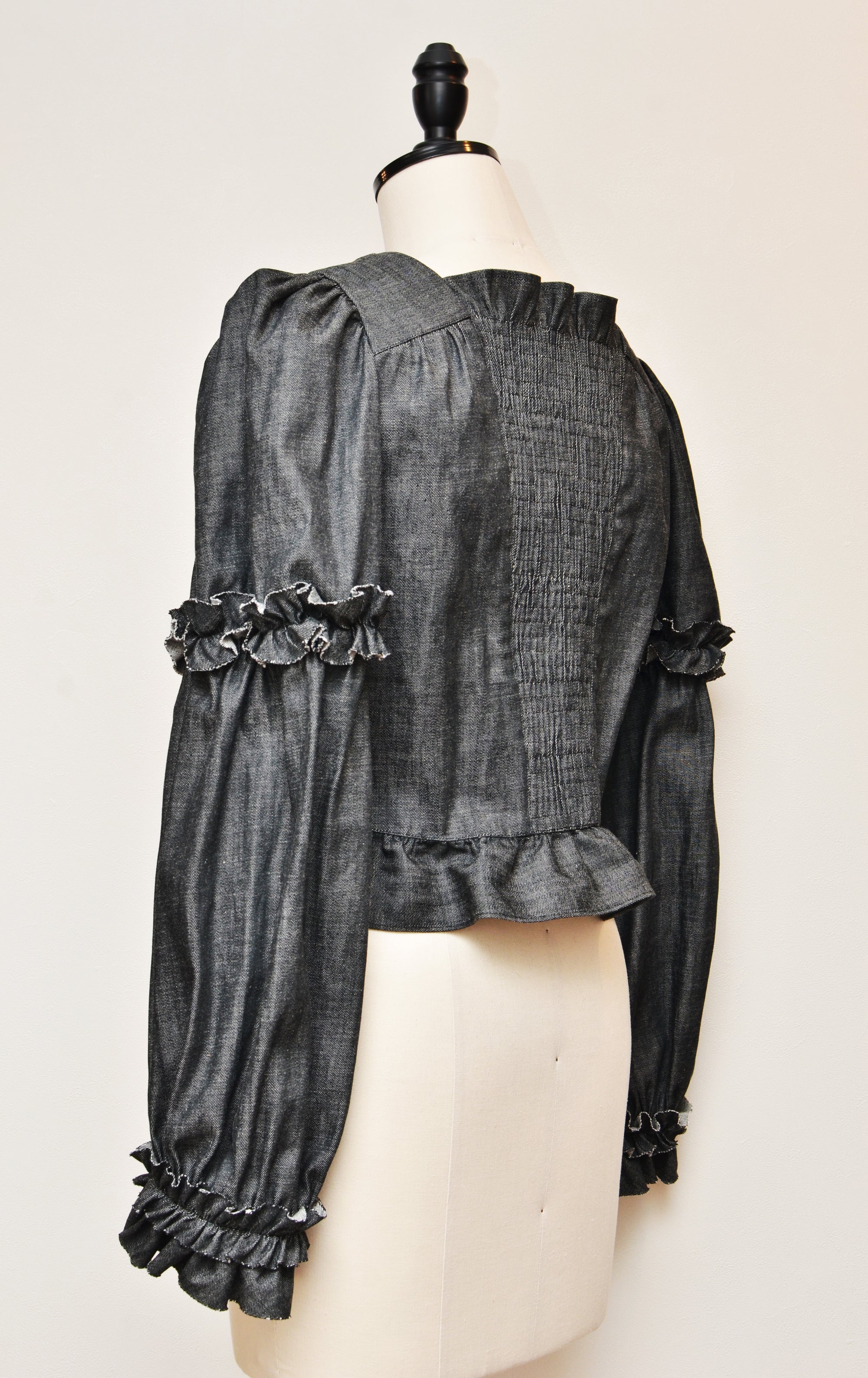 [Made to Order] [Colorfast] Frill Motif Denim-Like Blouson