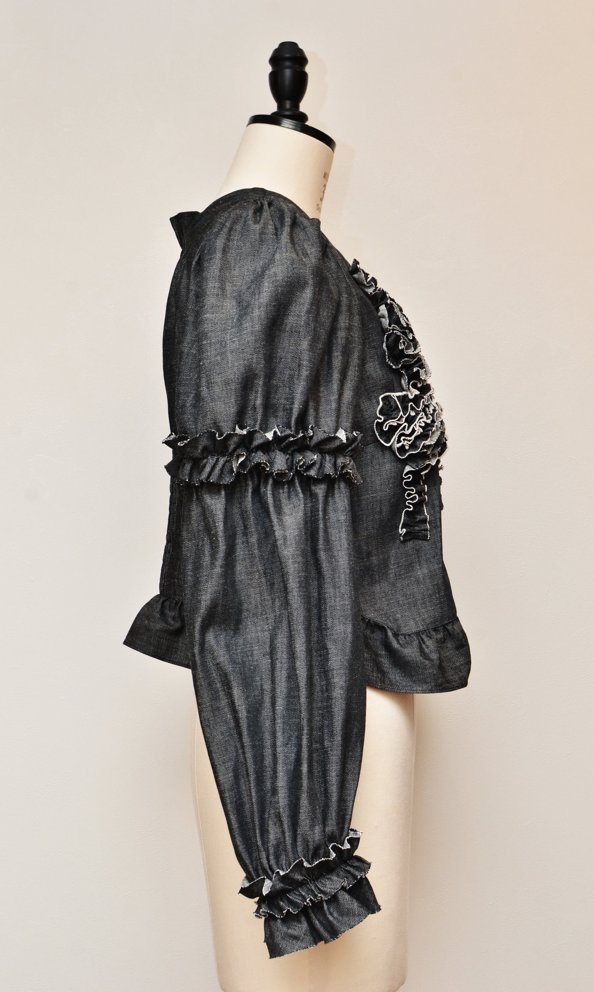 [Made to Order] [Colorfast] Frill Motif Denim-Like Blouson