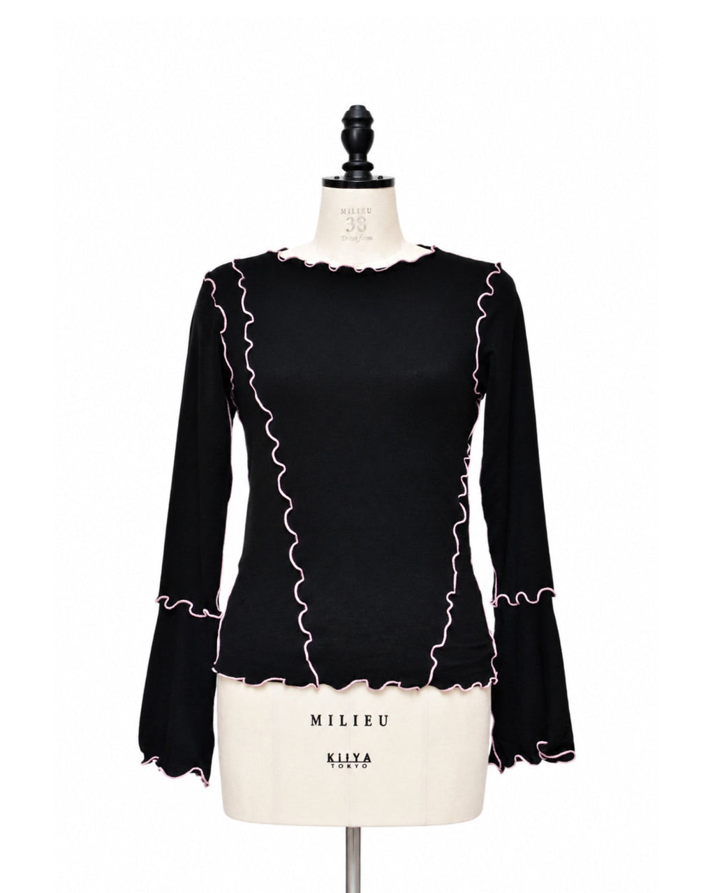 [チクチクしなくてかわいい服] 締め付けないシアートップス（ブラック） + 綿混キャミソールセット（ブラック）