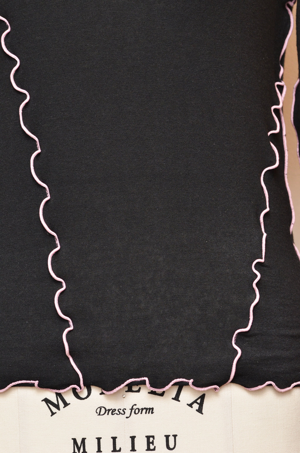 [2/14-15 TOKYO POPUP先行販売] [チクチクしない服] 締め付けないシアートップス （ブラック）