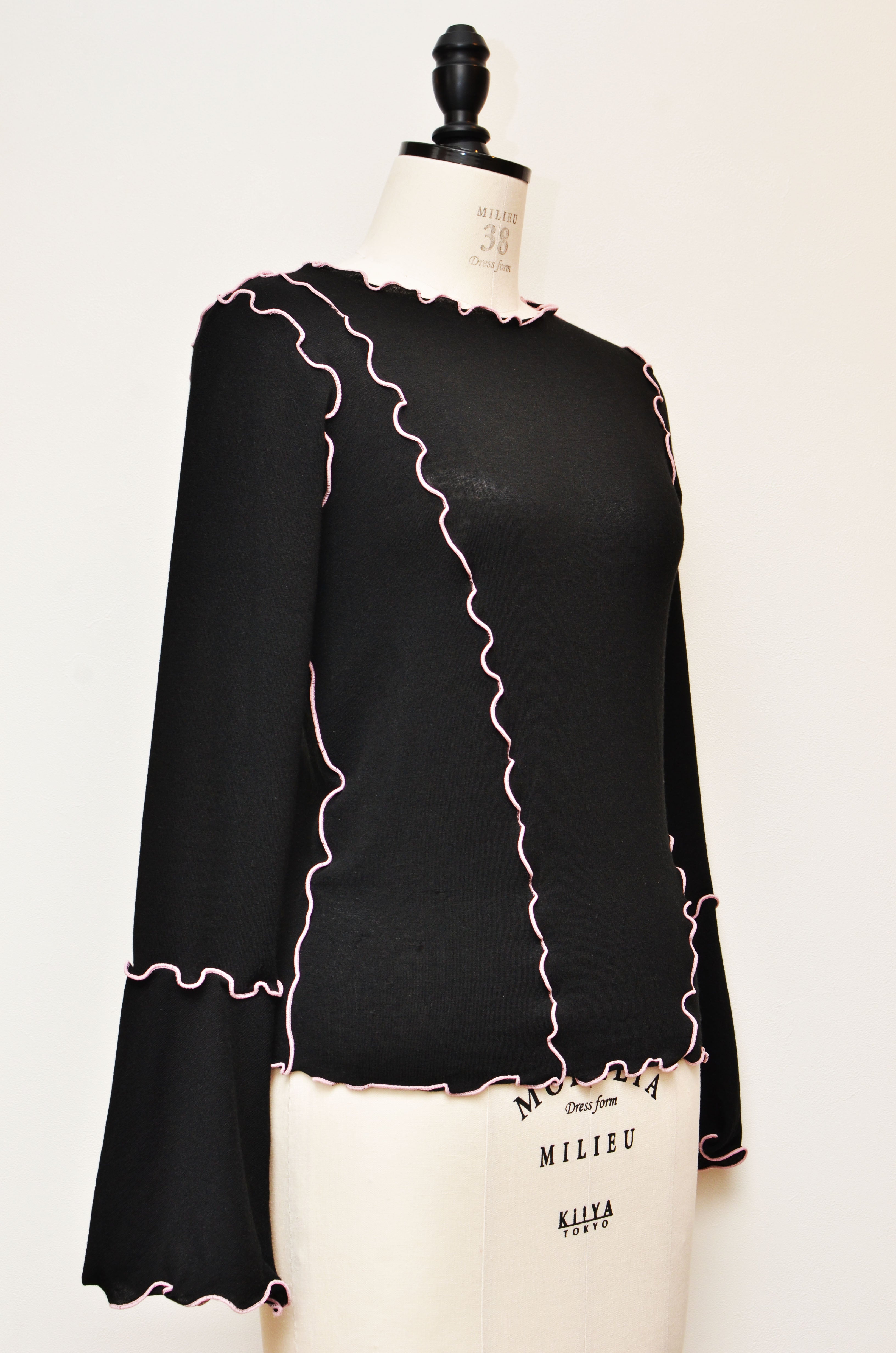 [2/14-15 TOKYO POPUP先行販売] [チクチクしない服] 締め付けないシアートップス （ブラック）